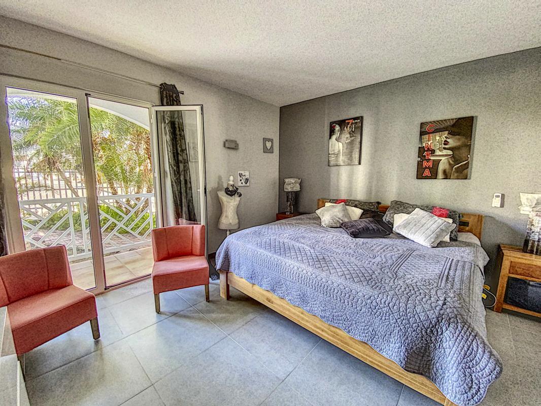 A louer appartement Front de mer BO Saint Martin-chambre-17